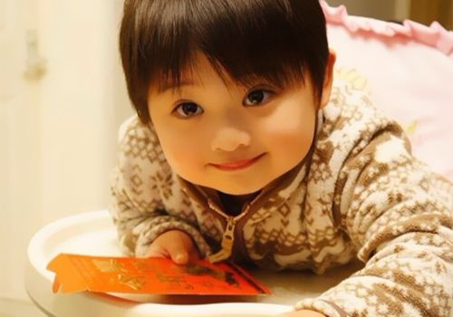 女孩取名字大全叫渲什么好听_带渲的女宝宝名字 2022稀少好听的带渲字女孩女宝宝名字