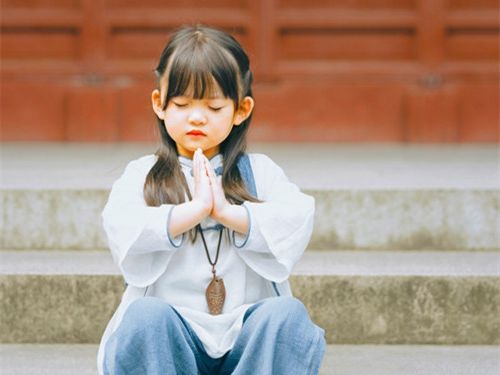 给女宝宝取名字大全最新版 诗意漂亮的女宝宝名字