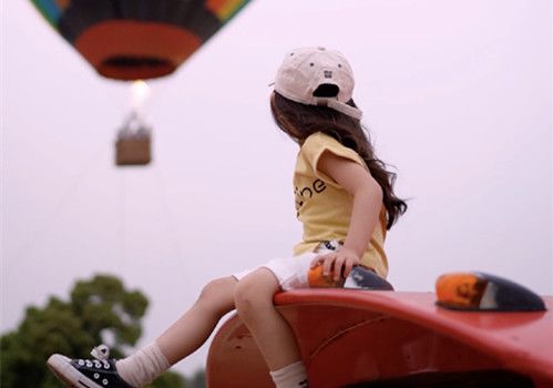 田姓女孩漂亮有涵养的而又简单大方洋气名字