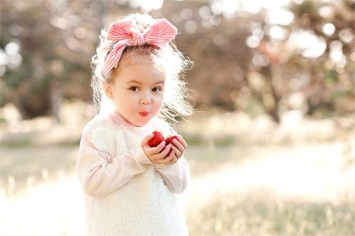 姓王带晨字女孩取名字大全 高雅有涵养的王姓带晨字女孩名字大全(最新)