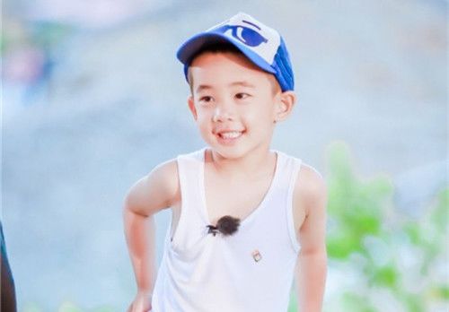 李姓男孩大气有涵养的名字大全2022 大气有涵养的李姓男孩名字