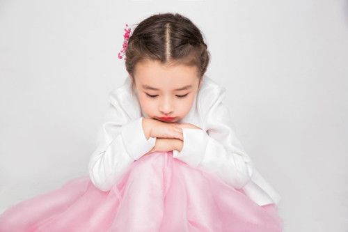 姓李的女孩起名字大全三个字 超大气 2022诗意大气的李姓女孩名字